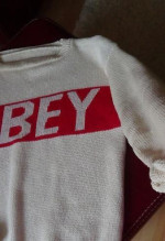 Originál Obey svetre – fotka 2